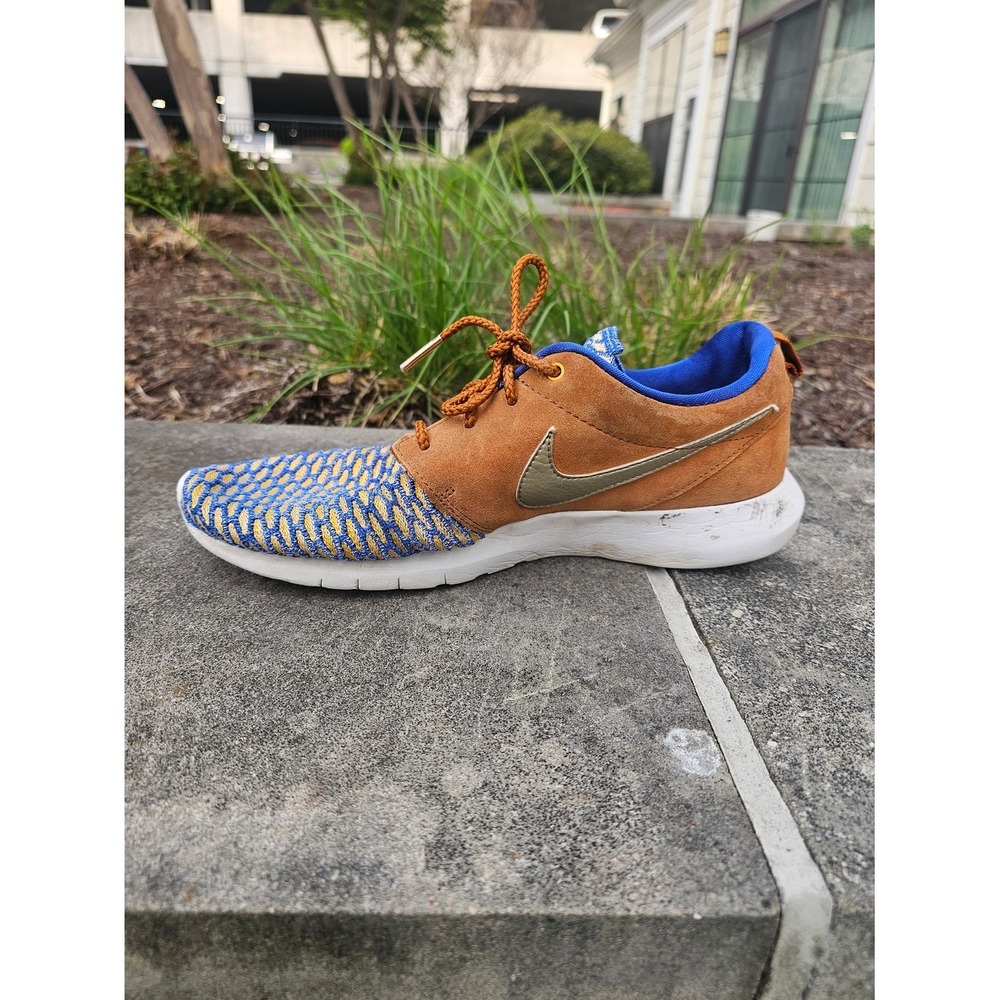 Nike Roshe One NM Flyknit Mens 9 Brown Blue Yellow Suede Sneakers 746825-402 ~ - Picture 5 of 8